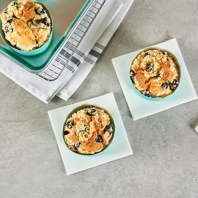 Panificio 10 Ounce Cupcake Wrappers, 200 Scalloped Baking Cups - Oven-Ready, Greaseproof, Turquoise
