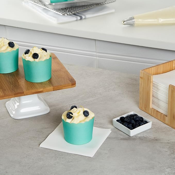 Panificio 6 Ounce Cupcake Wrappers, 200 Scalloped Baking Cups - Oven-Ready, Greaseproof, Turquoise