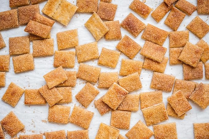 Great Lakes Pot Pies - Cinnamon Sugar Pie Chips - Crunchy Cookie Crisp - Buttery Cinnamon Snacks