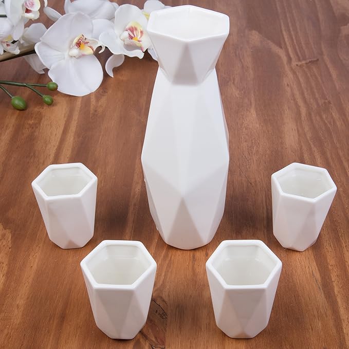 D'Eco 5 Piece Traditional Porcelain Japanese Sake Set, White - 1 Tokkuri Bottle (18 oz) and 4 Ochko