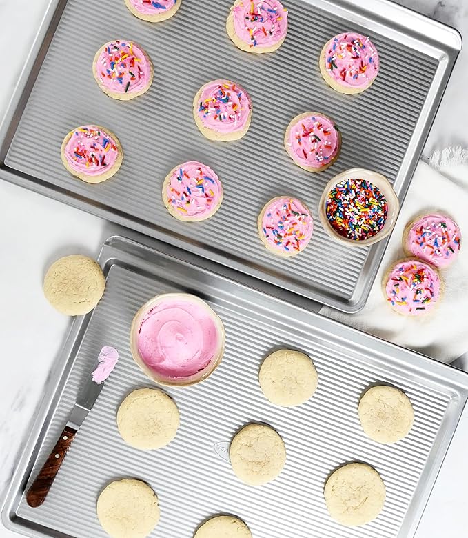USA Pan Bakeware Cookie Sheet, Warp Resistant Nonstick Baking Pan, Made in the USA from Aluminized