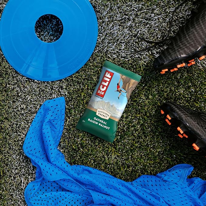 CLIF BAR - Oatmeal Raisin Walnut - Made with Organic Oats - Energy Bars - Non-GMO - Plant Based