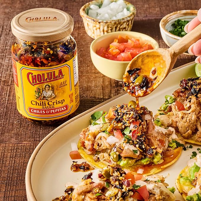 Cholula Chili Crisp Sauce, Chiles & Pepitas, Crunchy Topping for Tacos, Tostadas, Eggs, Pizza and