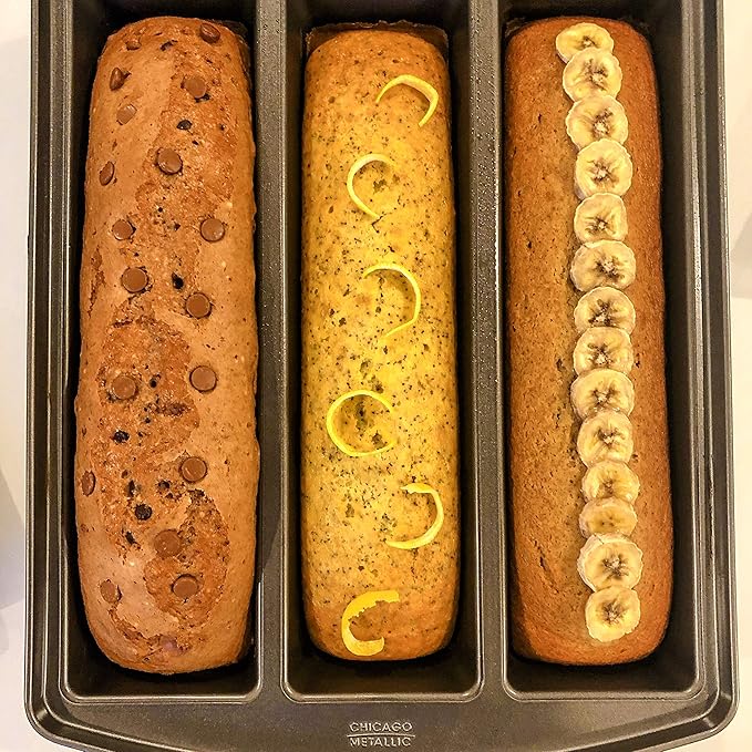 Chicago Metallic Professional Lasagna Trio Pan, Perfect for loaf breads, cakes and more 12.5 by 16