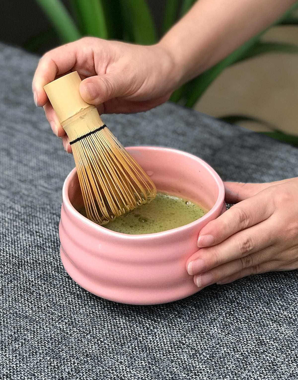 AIYICIII Ceramic Matcha Bowl Handmade Chawan 500ml (Pink)
