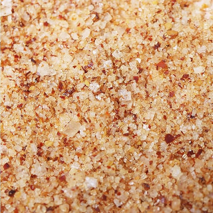 Le Saunier de Camargue Fleur de Sel with Espelette Chili – French Sea Salt Finishing Salt with Mild