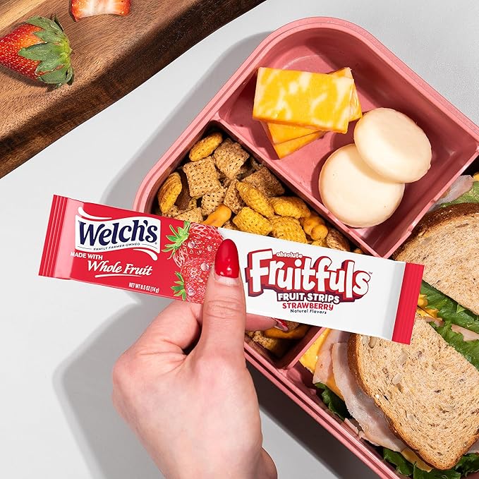 Welch's Absolute Fruitfuls Fruit Strips, Tasty Dried Fruit Snacks for School Lunches, Berry