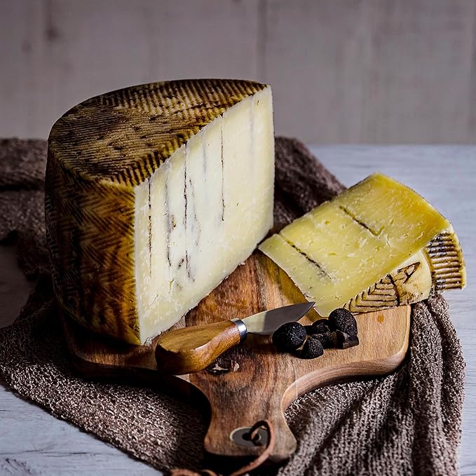 Spanish Cheese Assortment - Black Edition ??Truffle Cheese, Black Garlic Cheese, Mahon, Idiazabal +