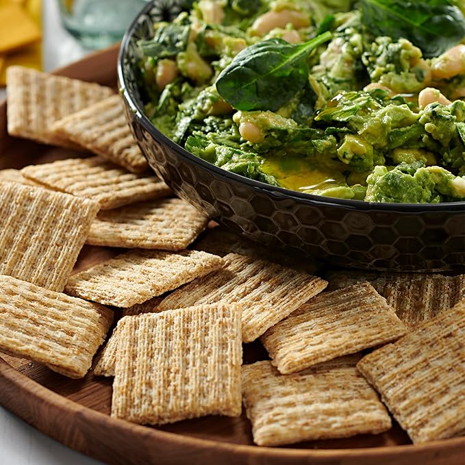Triscuit Original Whole Grain Wheat Crackers, Vegan Crackers, Healthy Snacks, Lunch Snacks, Party